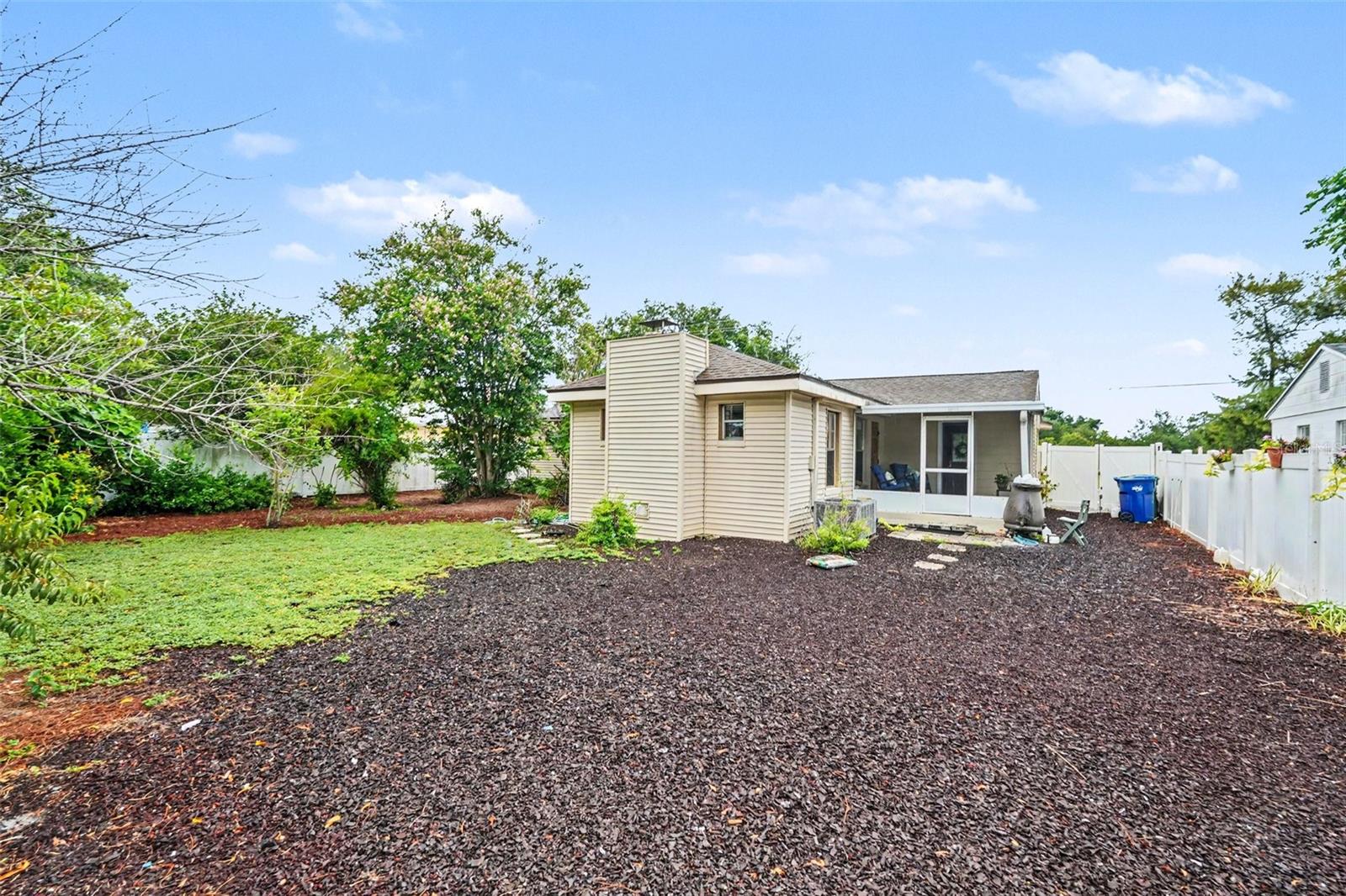 10308 N Oakleaf Ave Property Photo 16