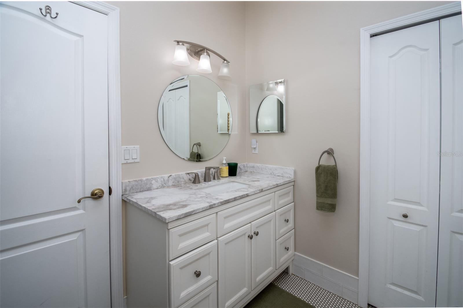 1605 Gulf Rd Property Photo 42