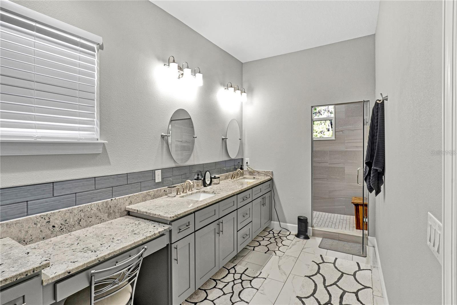 746 Grand Cypress Ln Property Photo 10
