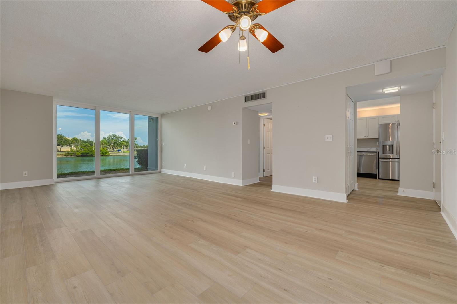 7425 Bay Island Dr S #107 Property Photo 17
