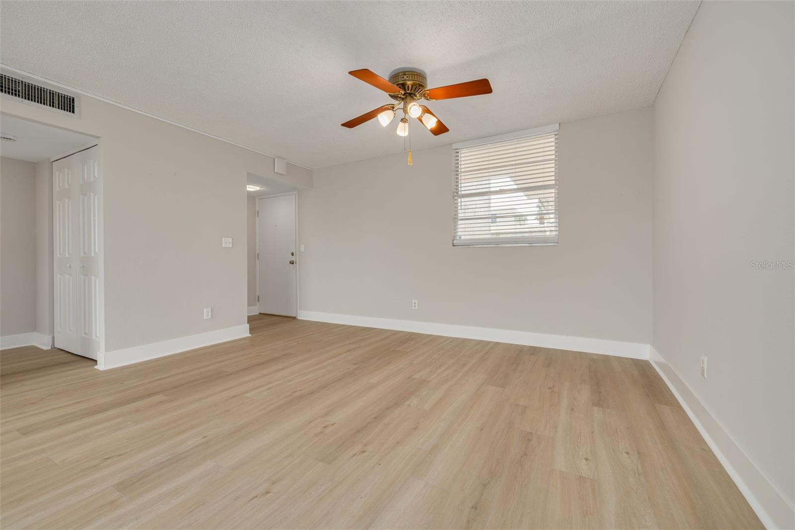 7425 Bay Island Dr S #107 Property Photo 21
