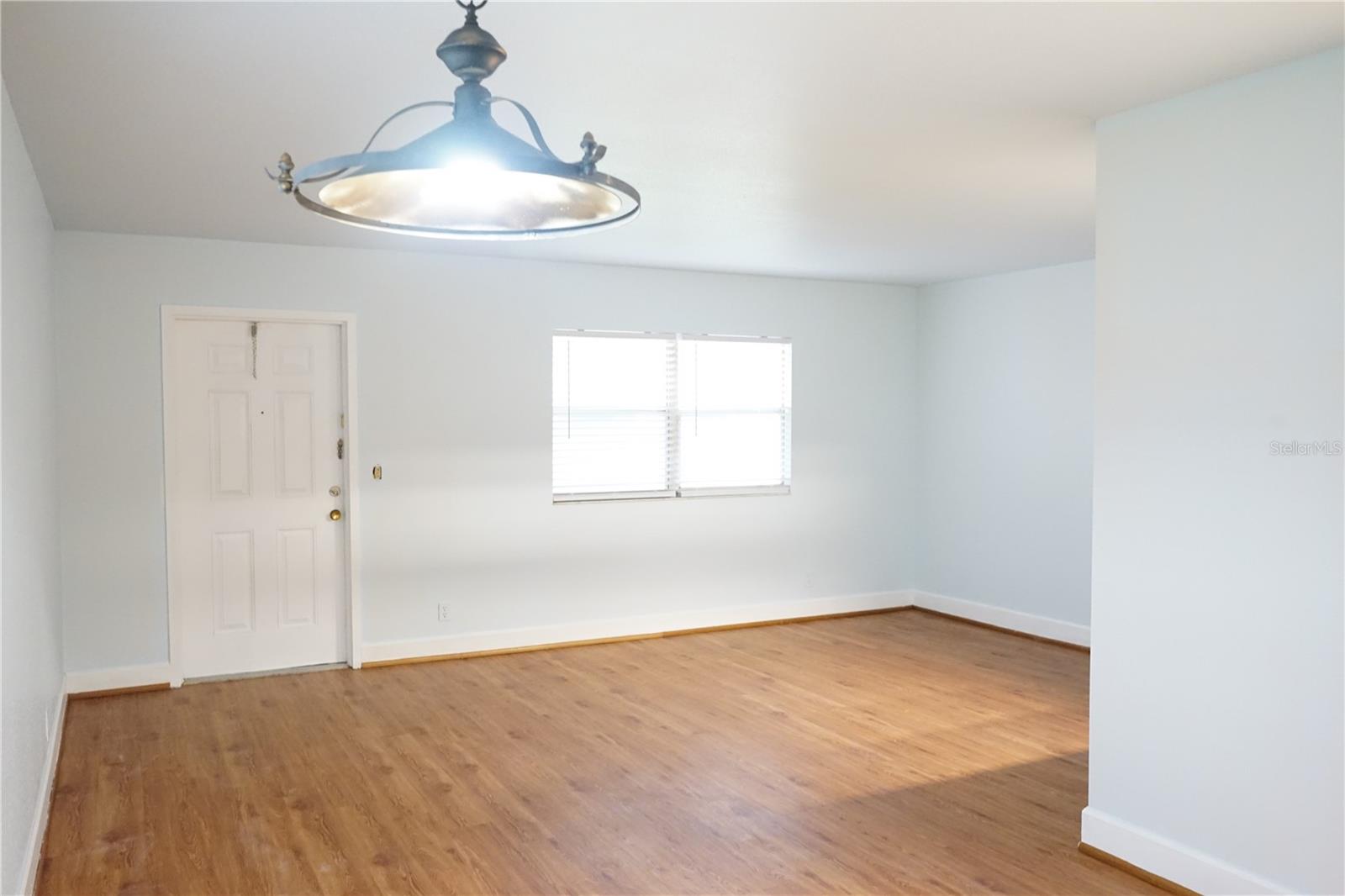 201 Bedford Trl #138 Property Photo 5