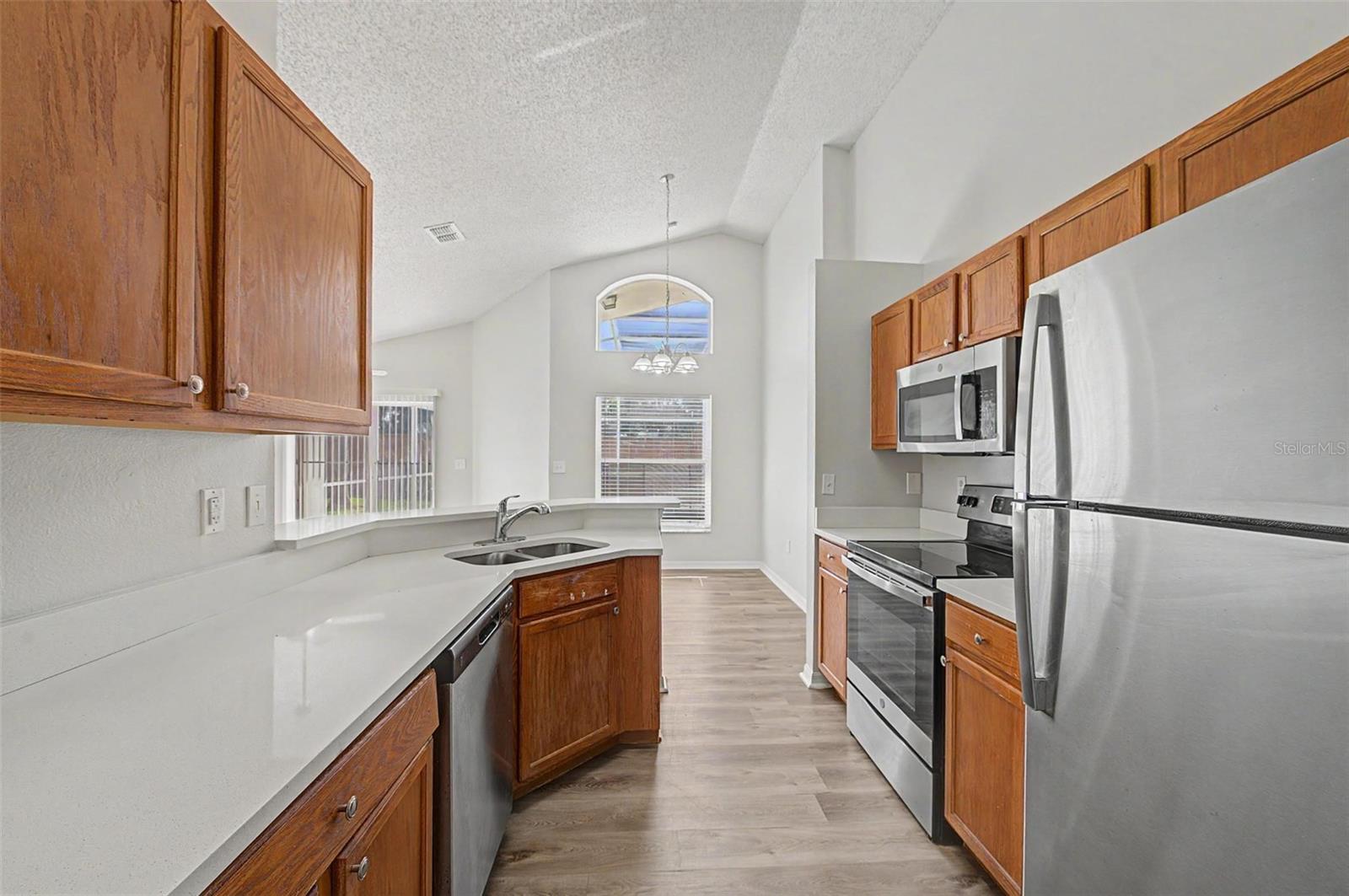 421 Holborn Loop Property Photo 19