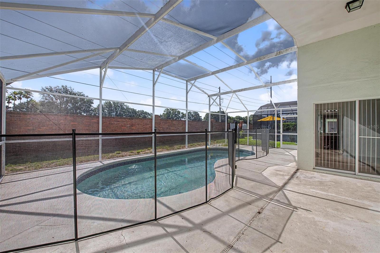 421 Holborn Loop Property Photo 31
