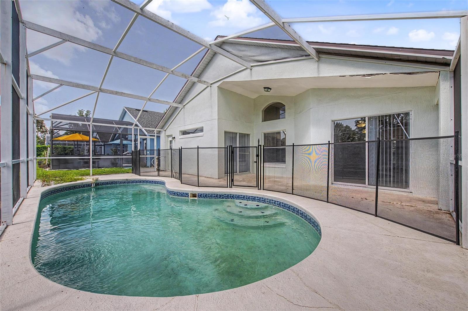 421 Holborn Loop Property Photo 34