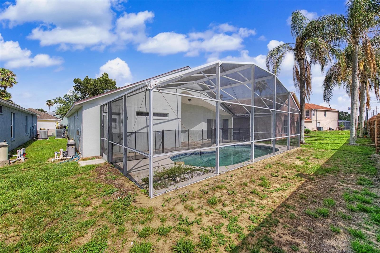 421 Holborn Loop Property Photo 36