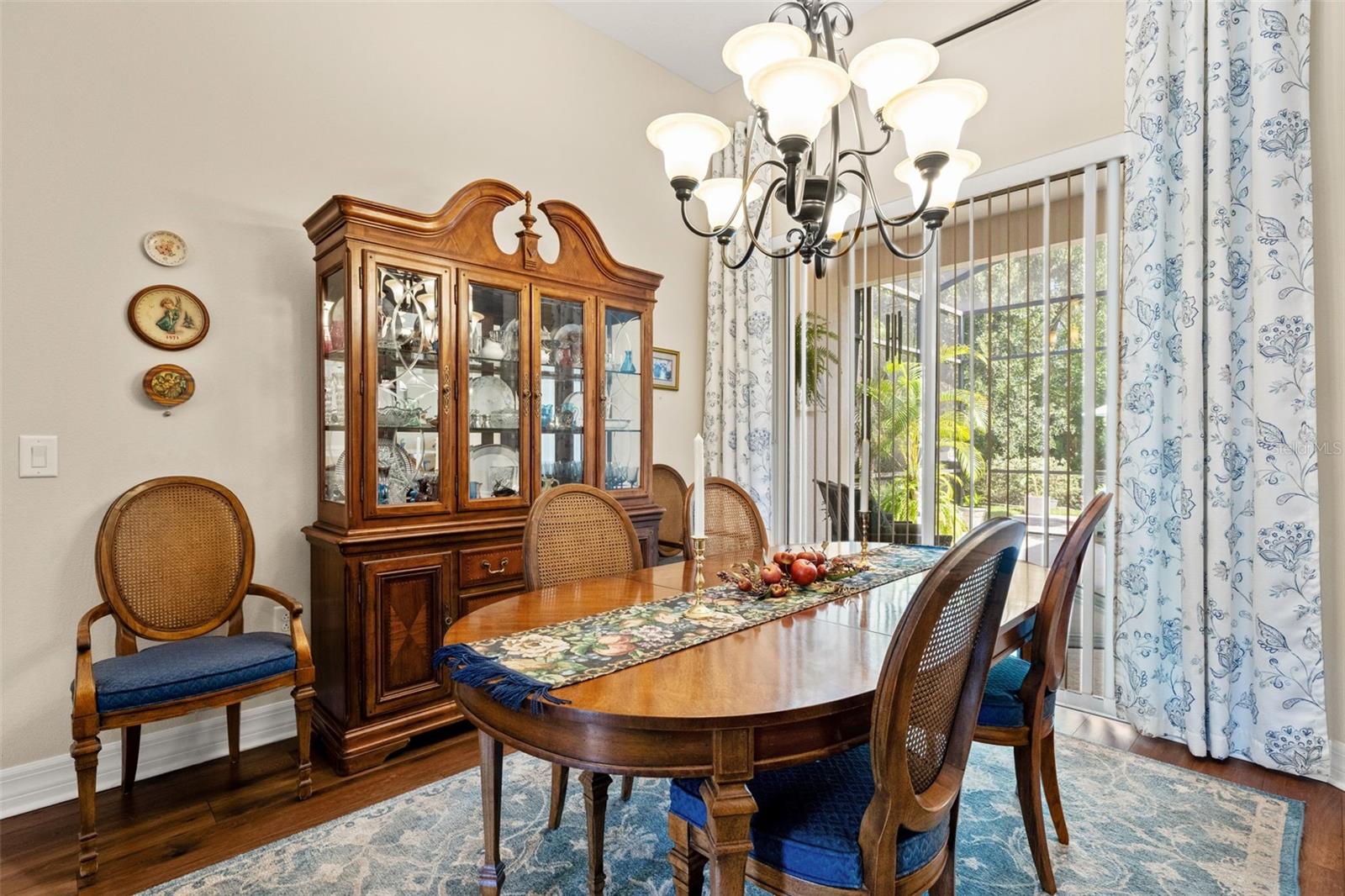 15103 Azra Dr Property Photo 3