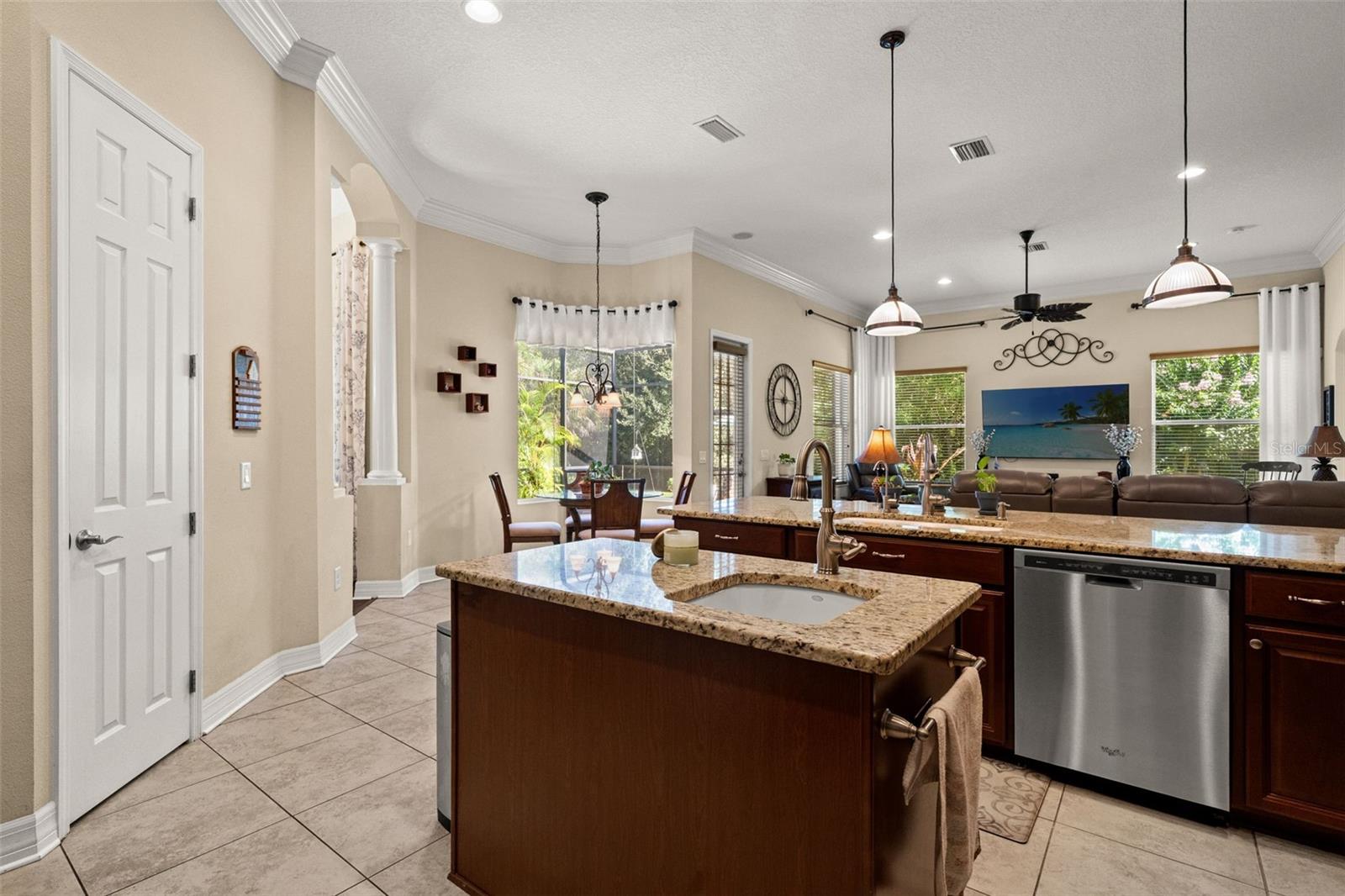 15103 Azra Dr Property Photo 23
