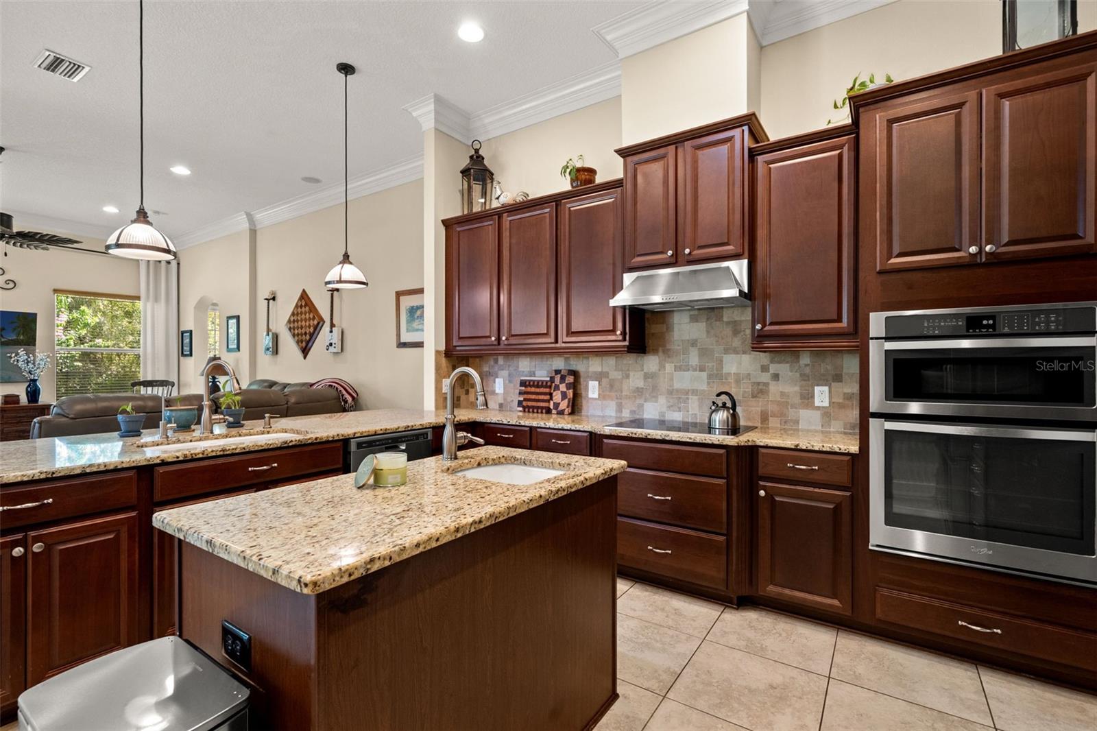 15103 Azra Dr Property Photo 25