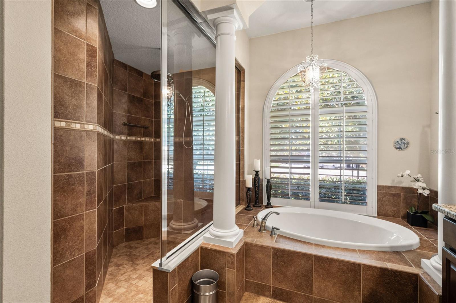 15103 Azra Dr Property Photo 33