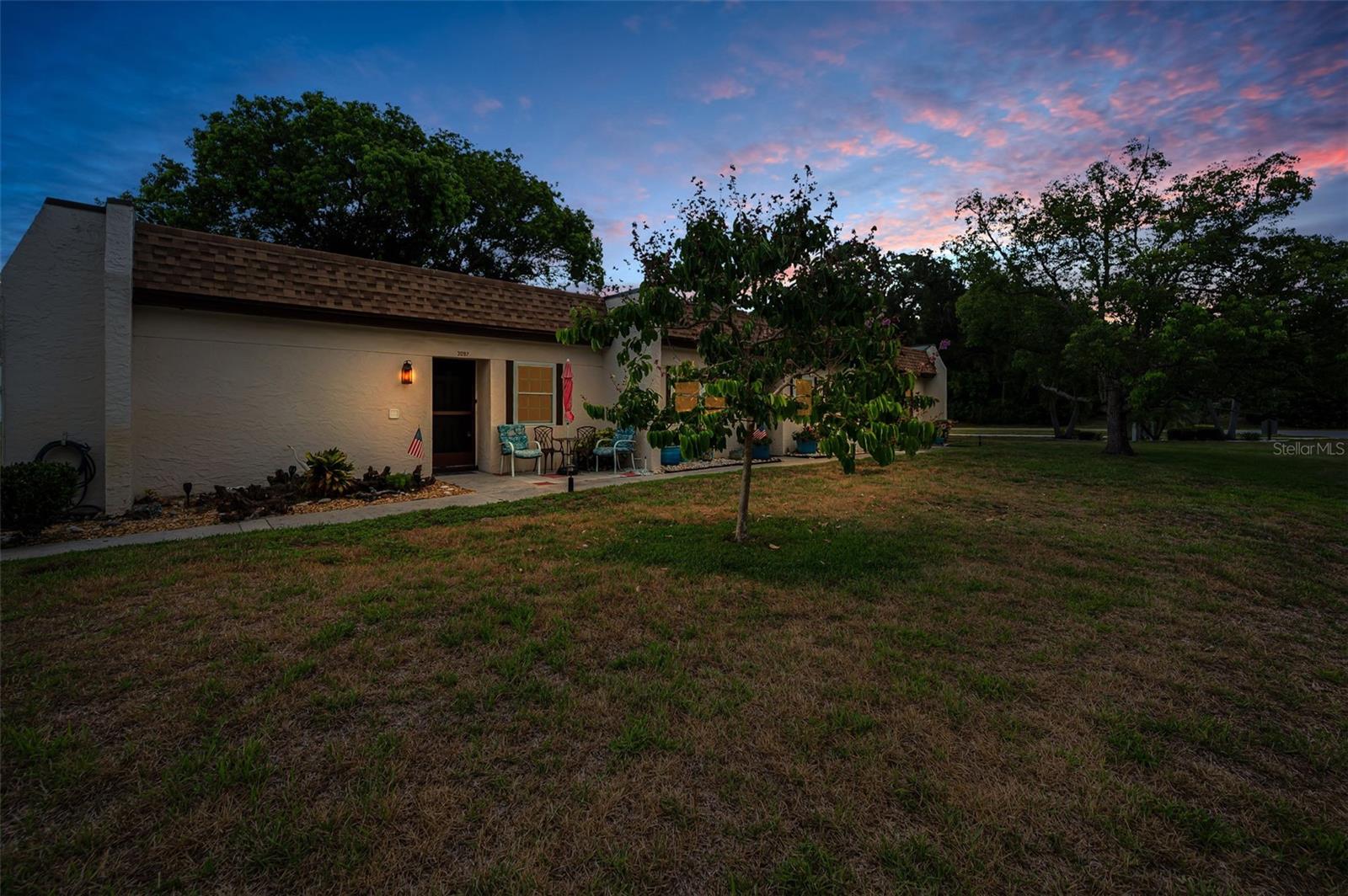 3097 MISSION GROVE DR Property Photo 1