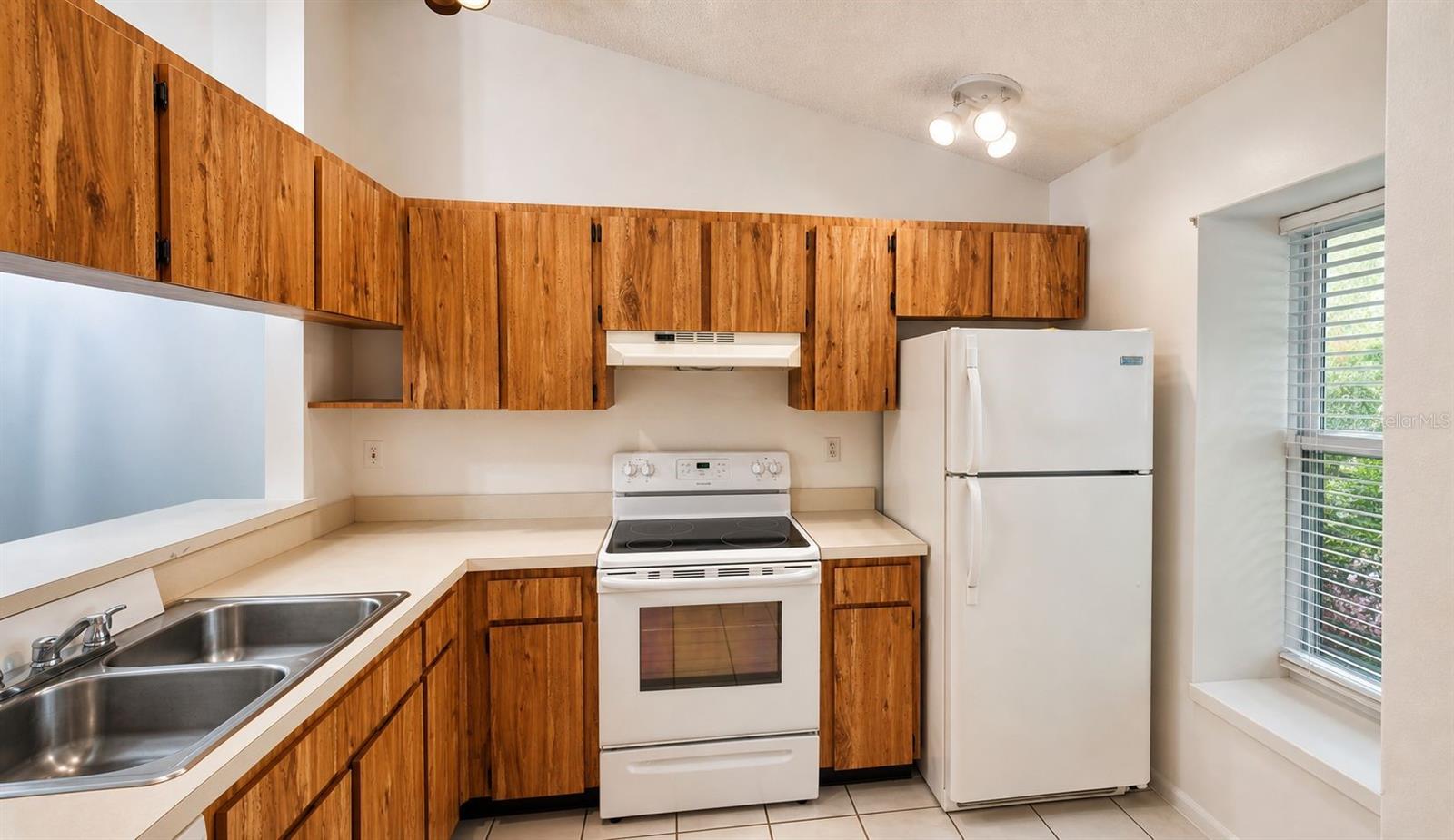 3962 La Costa Ln Property Photo 11