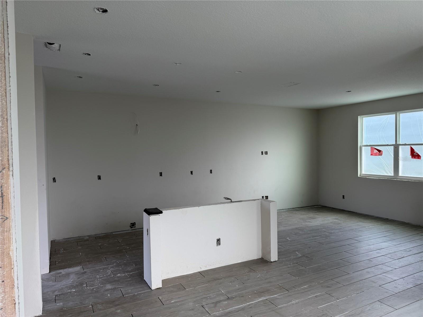 7542 Deer Valley Circle Property Photo 6