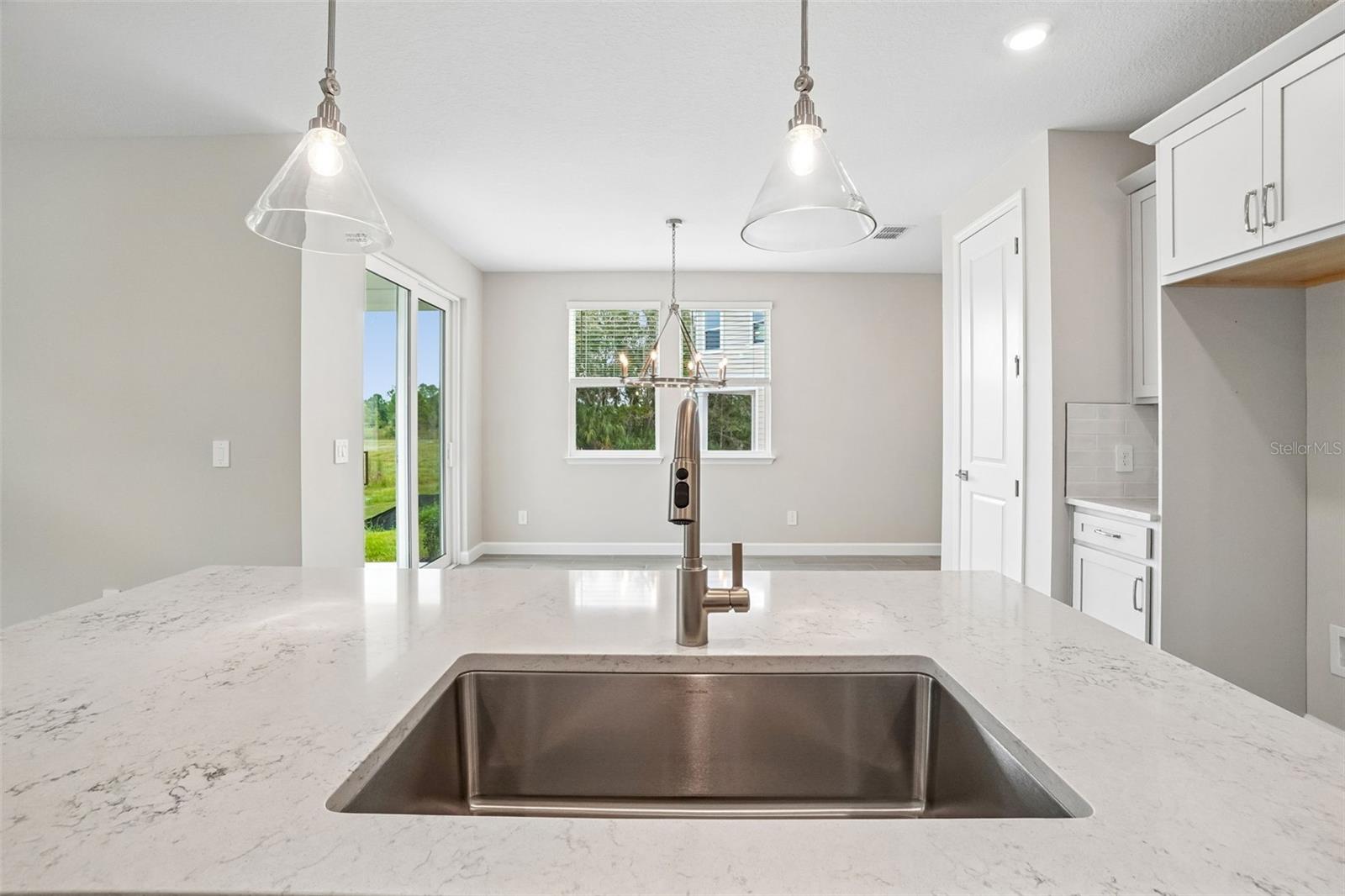 7542 Deer Valley Circle Property Photo 15