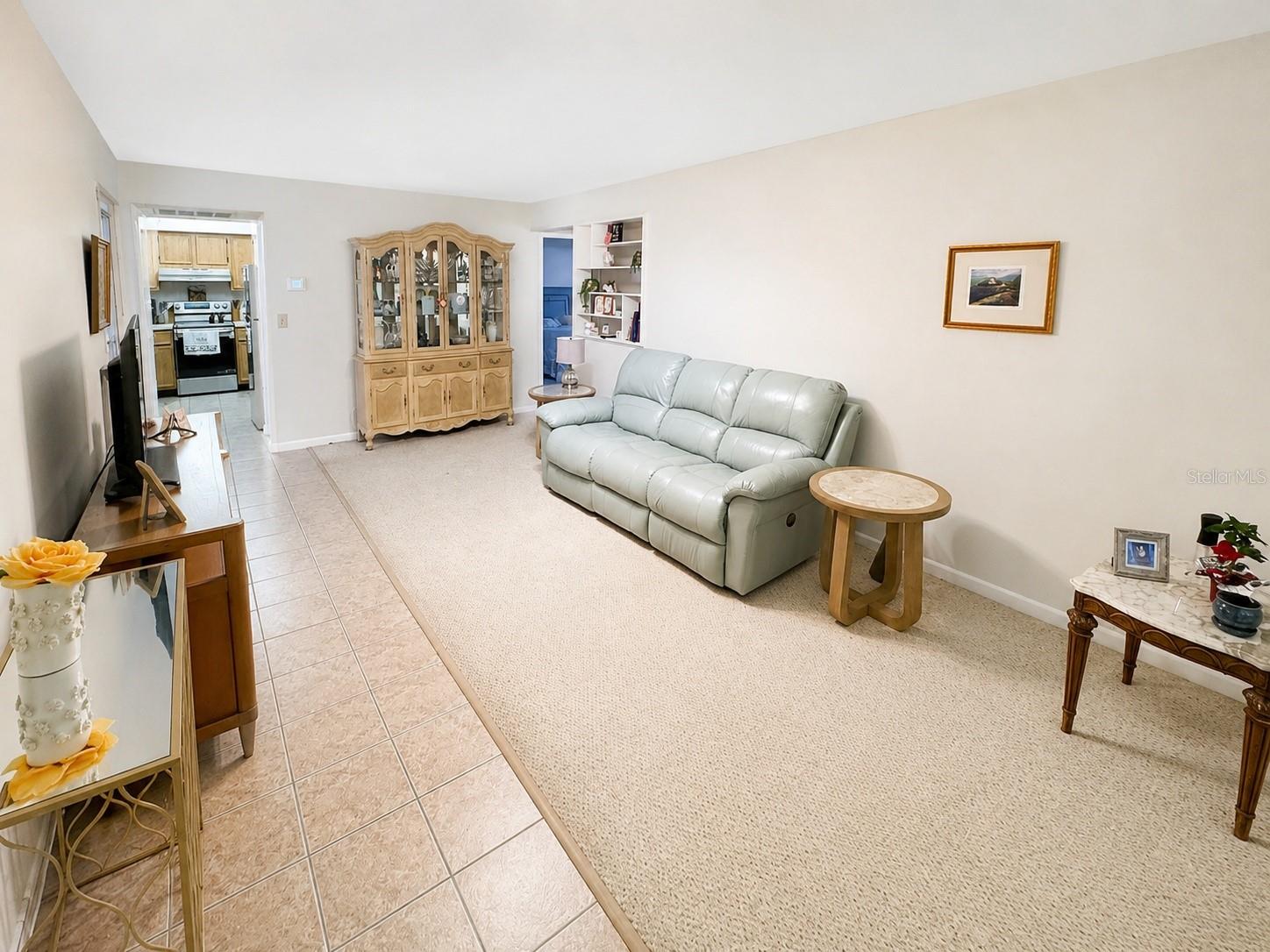 1131 Orange Tree Cir W #c Property Photo 4