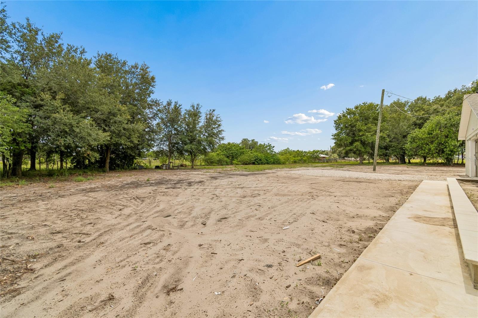 15628 Carlton Lake Rd Property Photo 24