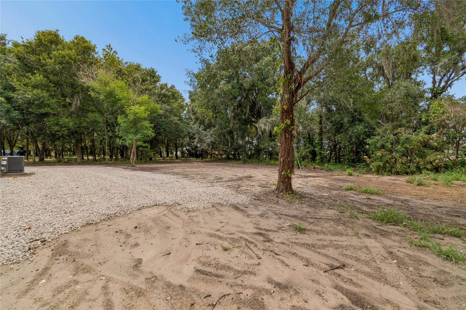 15628 Carlton Lake Rd Property Photo 26