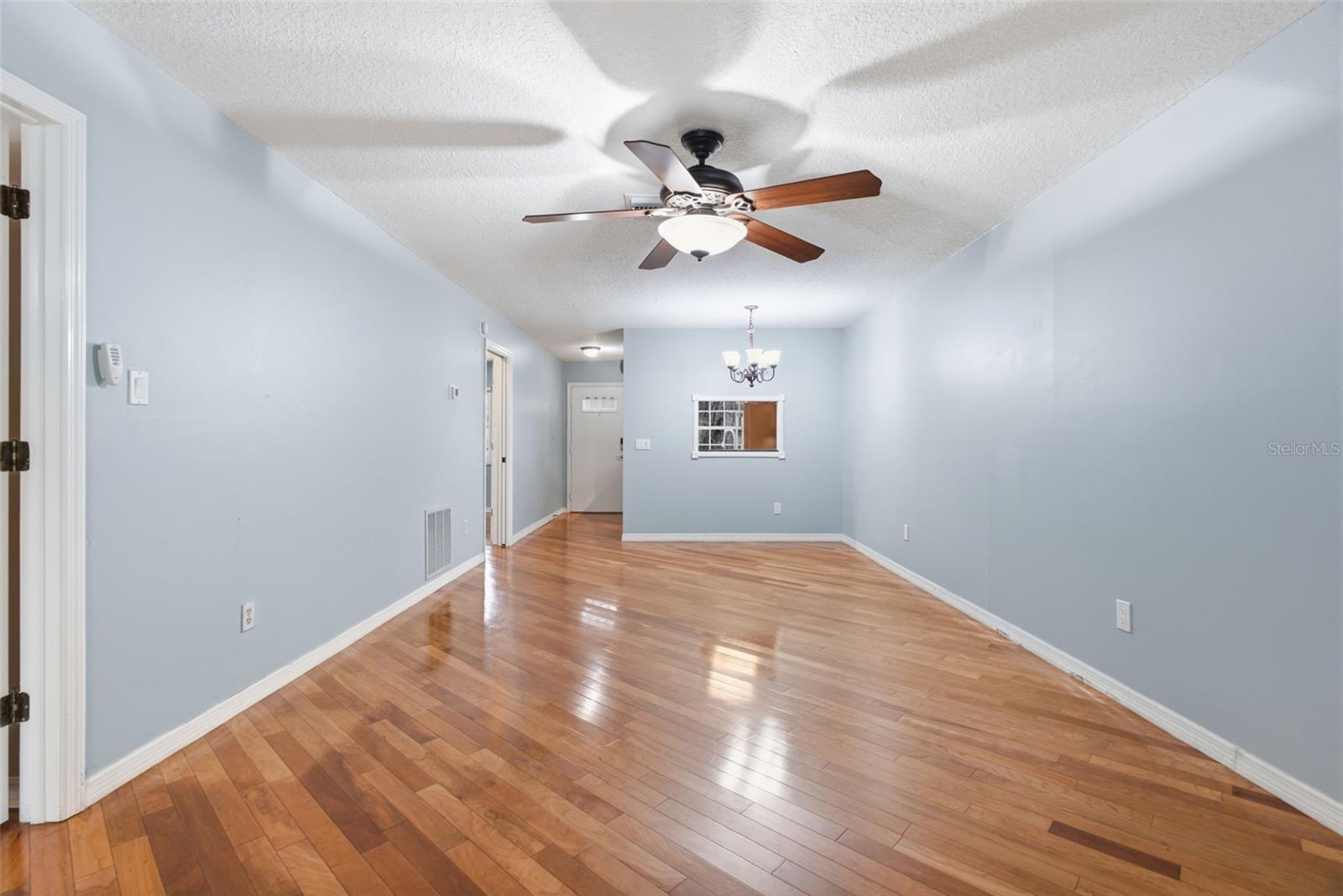 2250 Druid Rd E #603 Property Photo 10