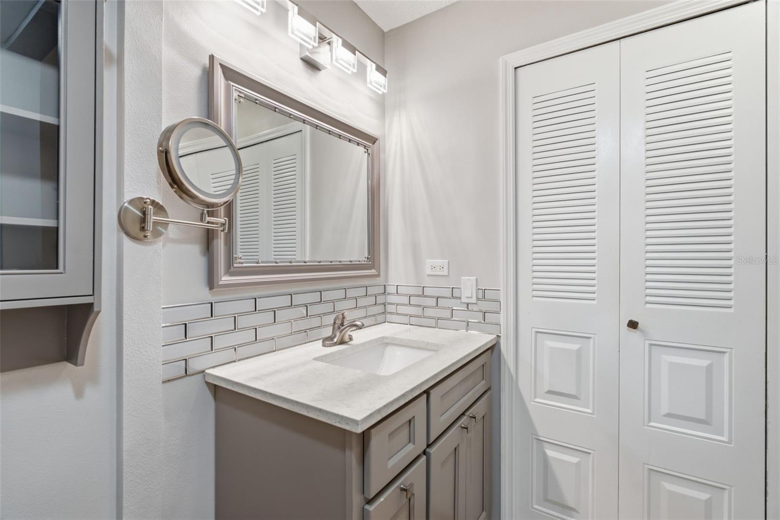 2250 Druid Rd E #603 Property Photo 18