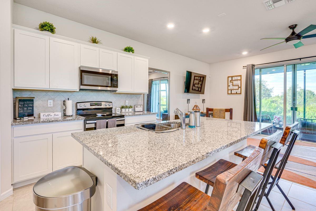 5443 Elmview Xing Property Photo 8