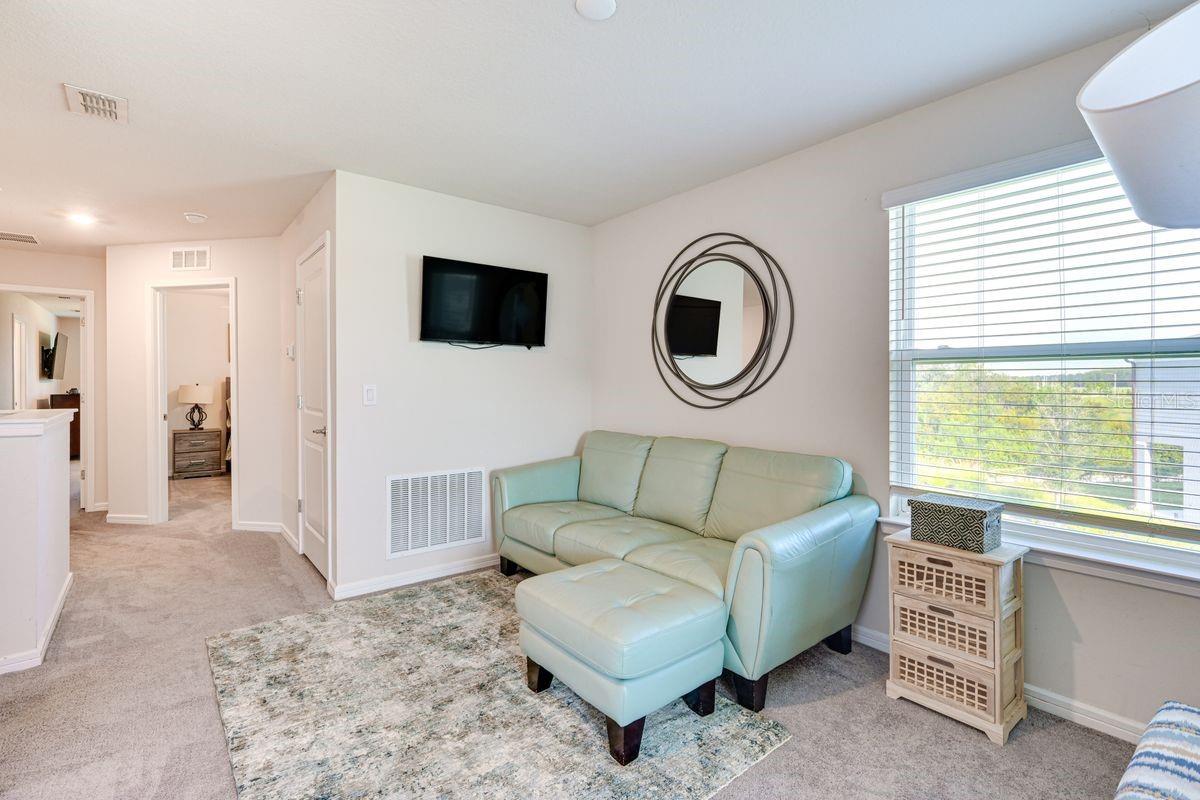 5443 Elmview Xing Property Photo 16