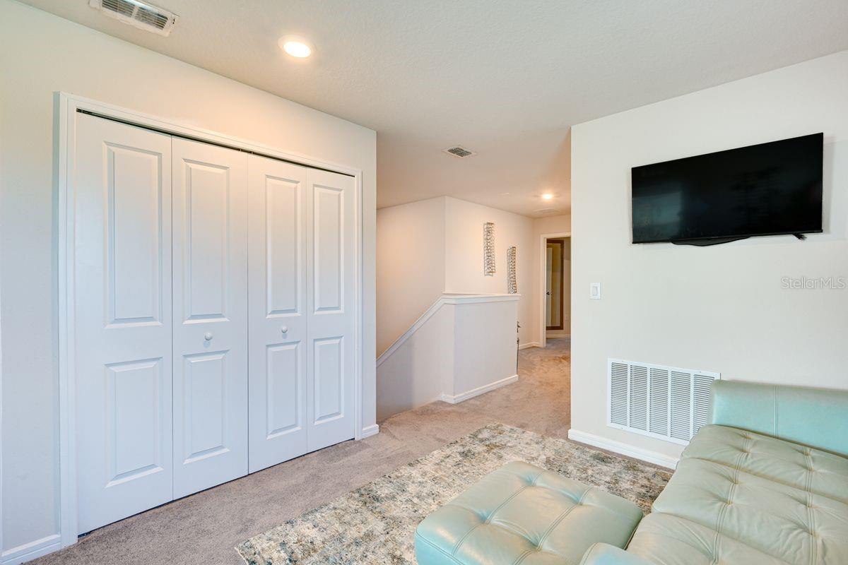 5443 Elmview Xing Property Photo 17