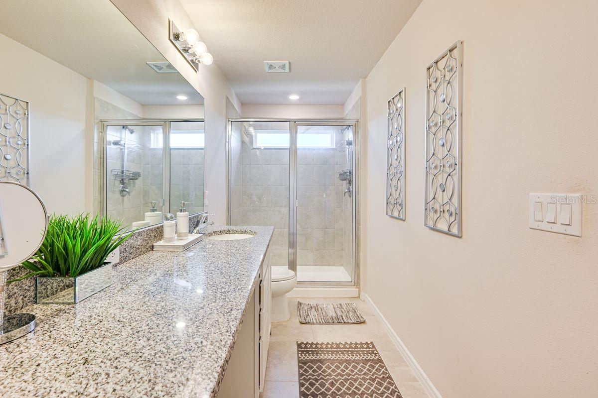 5443 Elmview Xing Property Photo 20