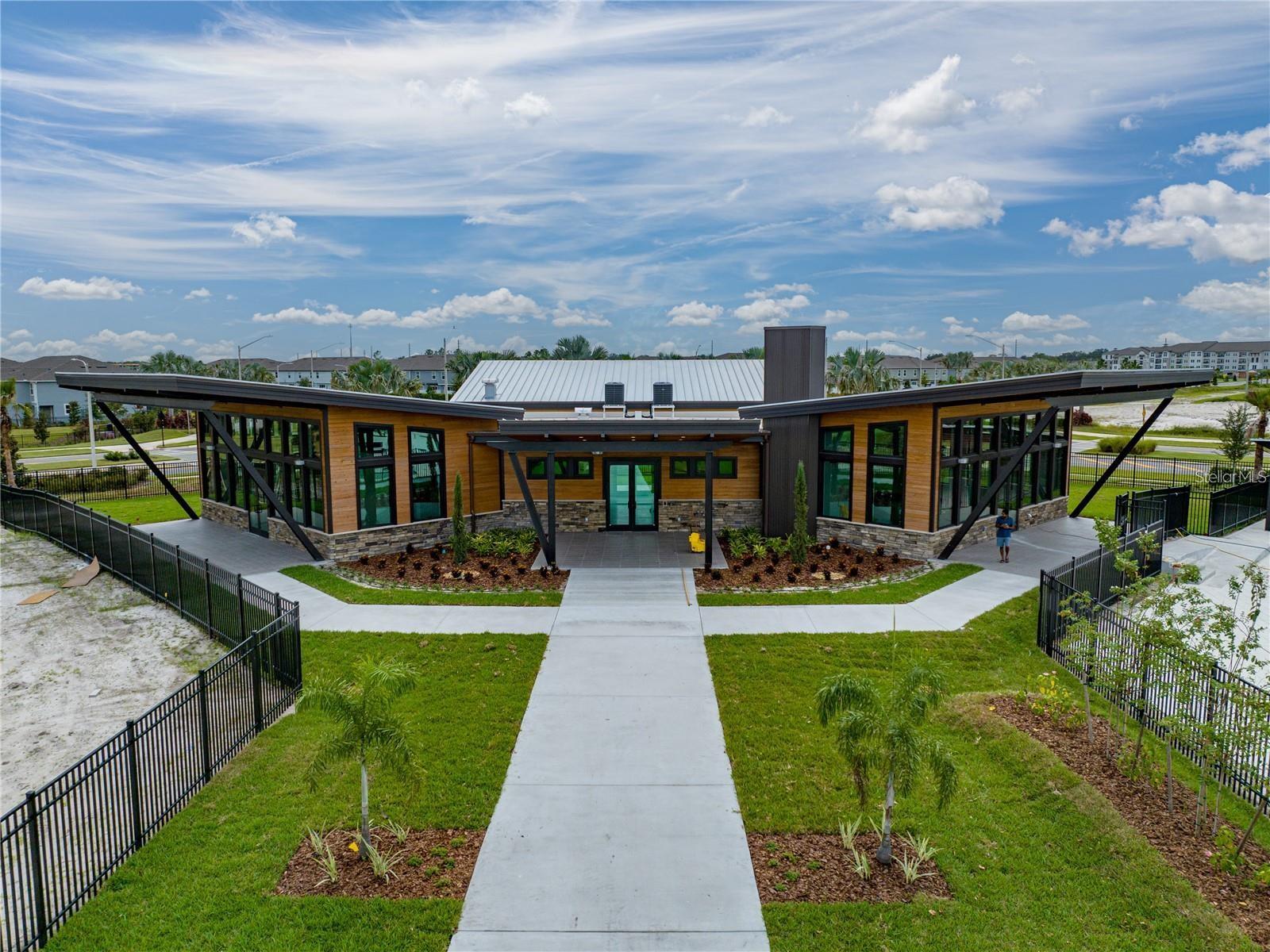 5443 Elmview Xing Property Photo 38