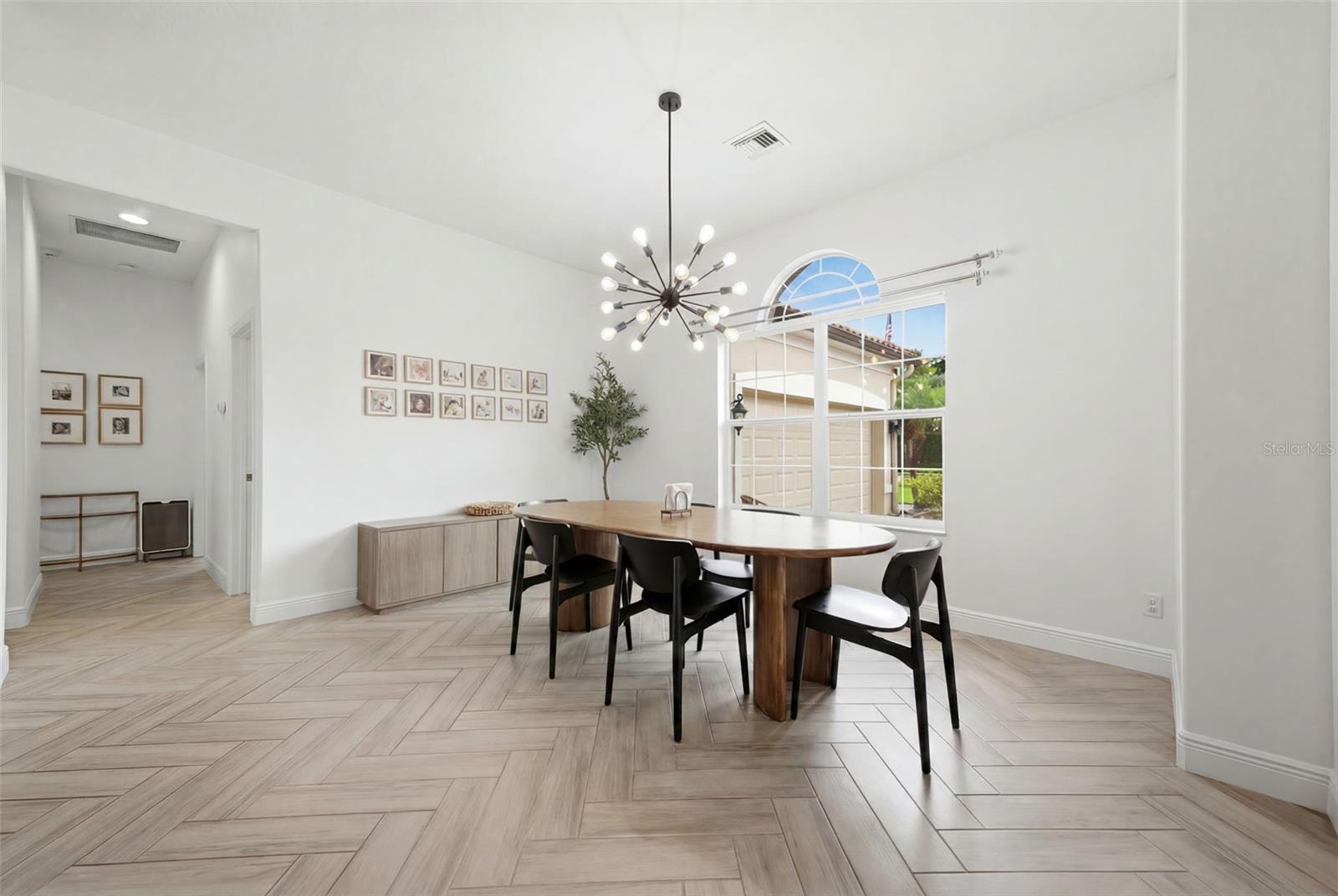 15809 31st St E Property Photo 18