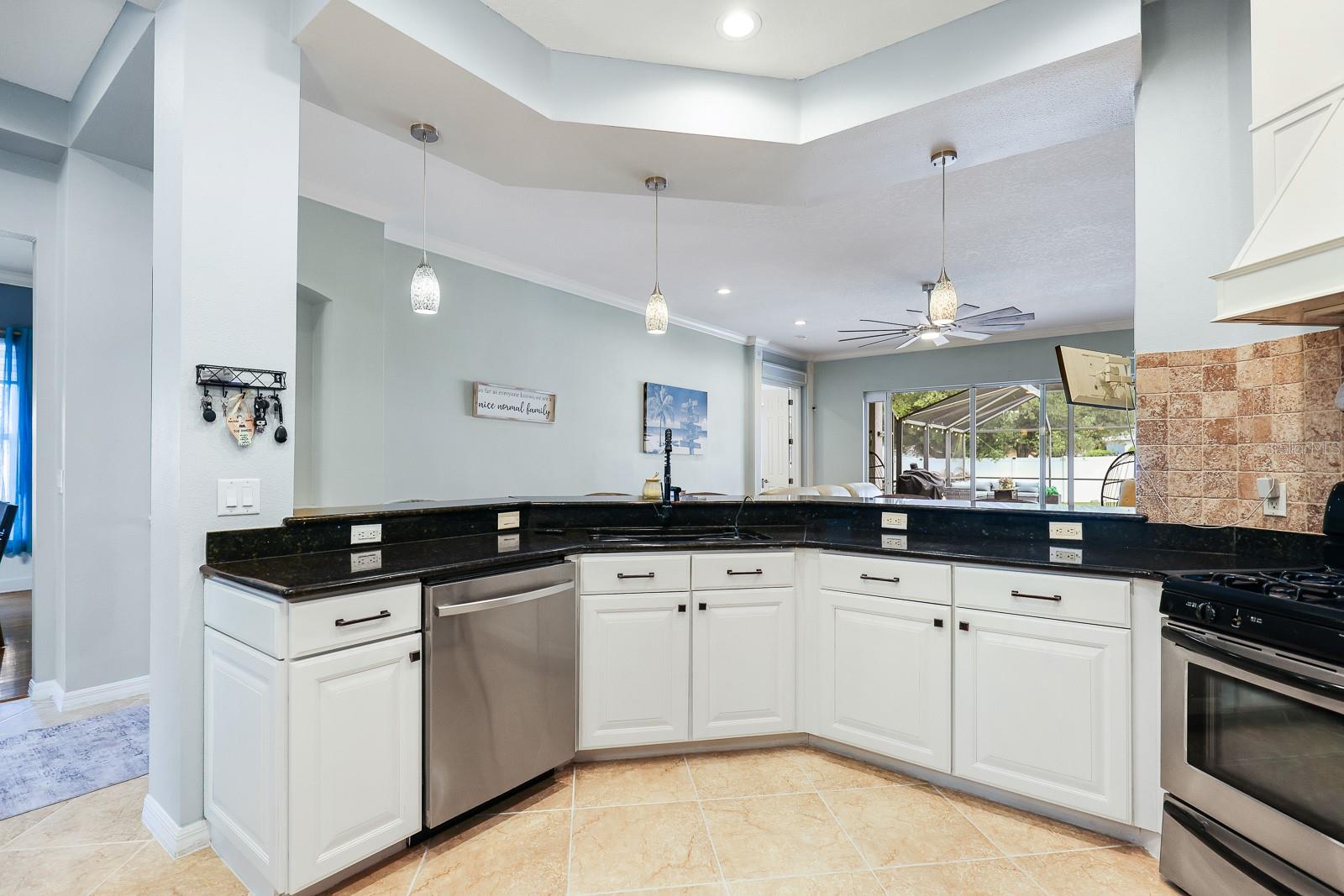 12114 Creek Edge Dr Property Photo 15