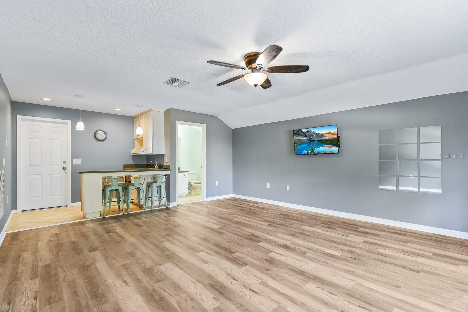 12114 Creek Edge Dr Property Photo 36