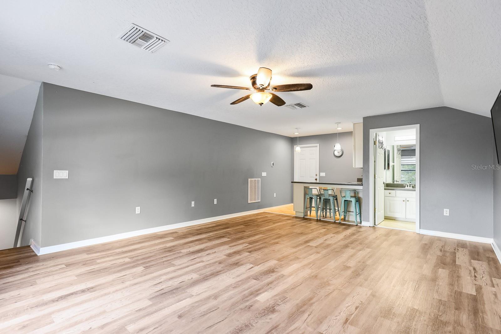 12114 Creek Edge Dr Property Photo 40