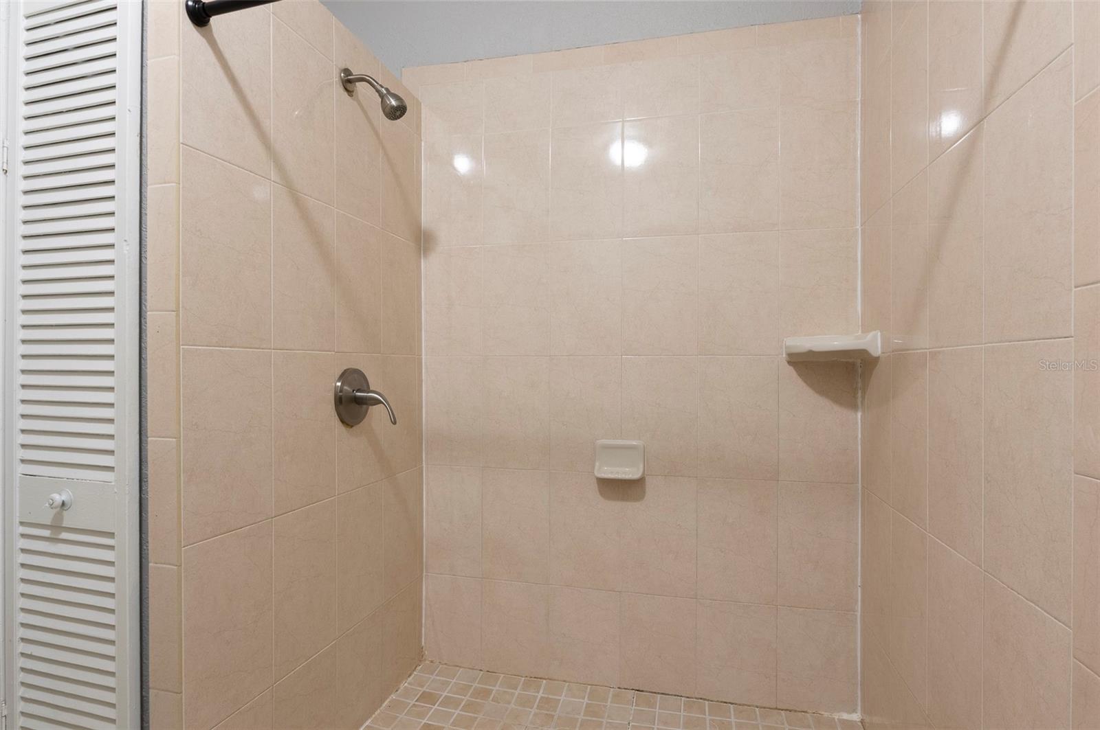 3651 Haines Rd N Property Photo 15