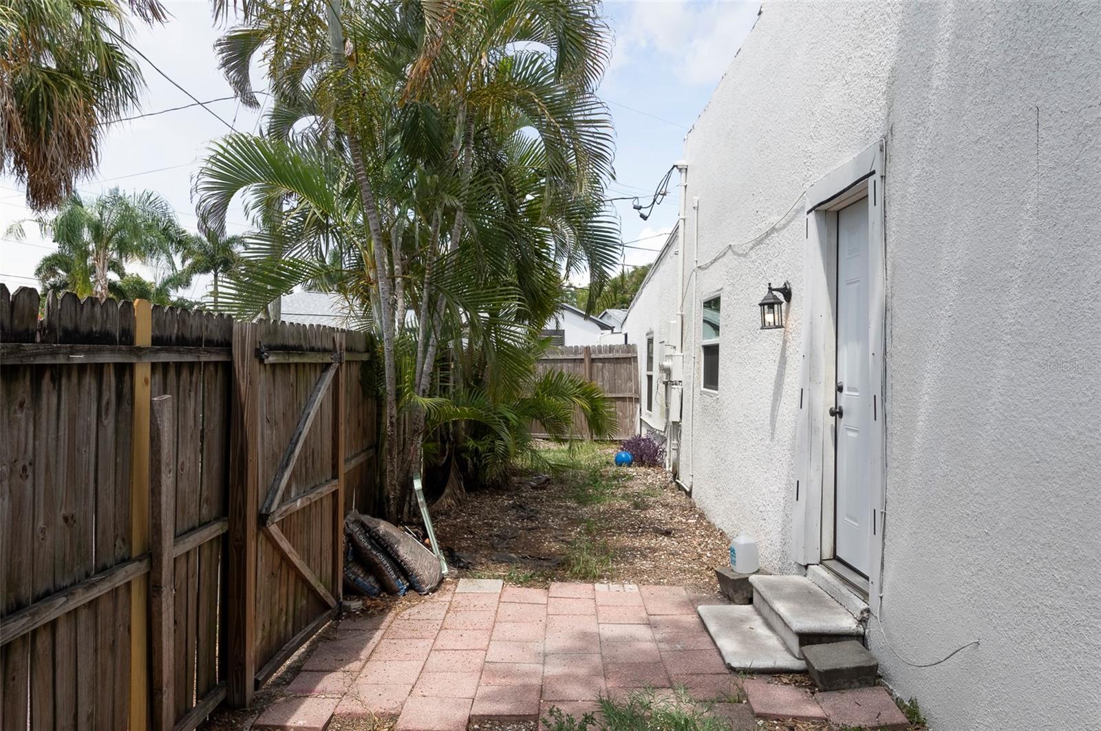 3651 Haines Rd N Property Photo 41