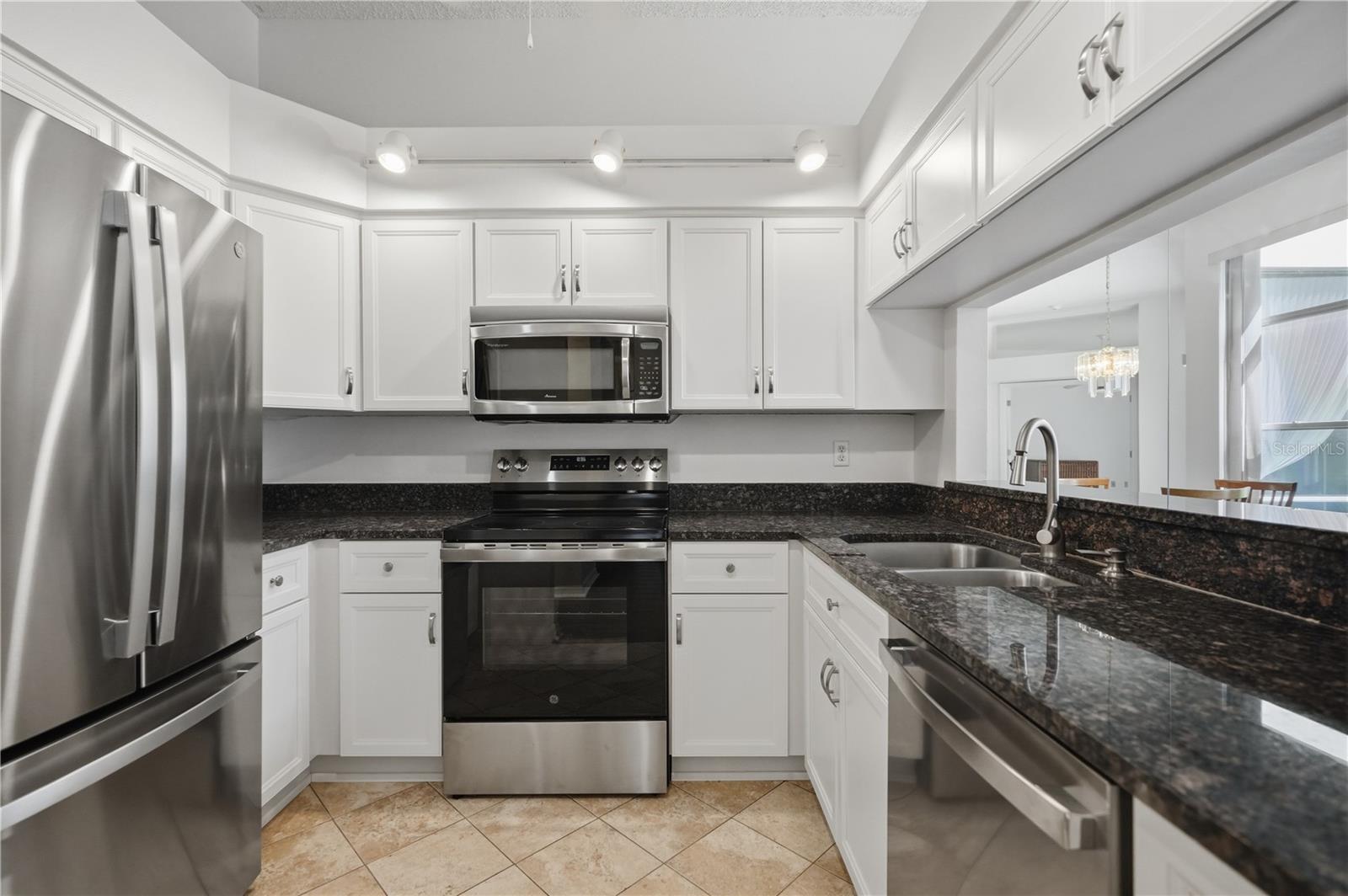215 Clays Trl Property Photo 7