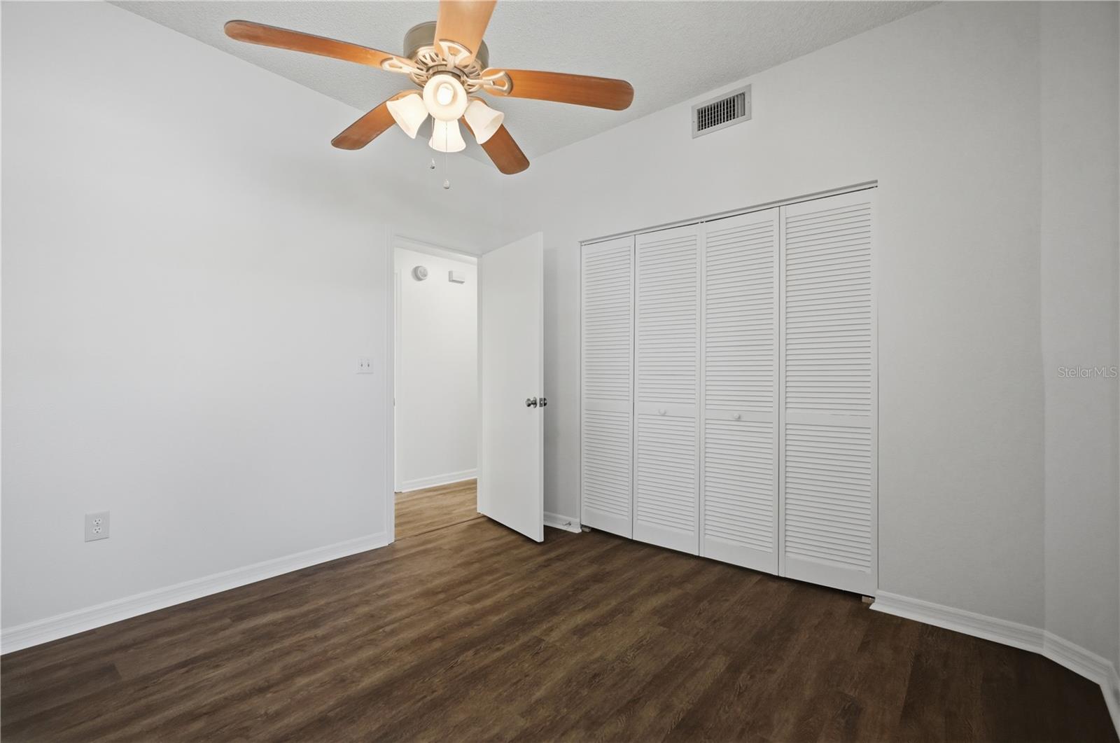 215 Clays Trl Property Photo 12