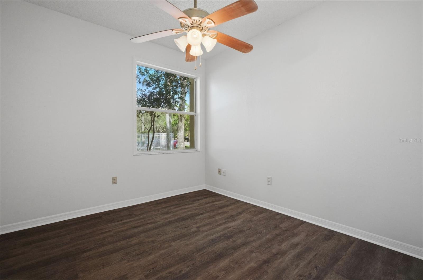 215 Clays Trl Property Photo 13