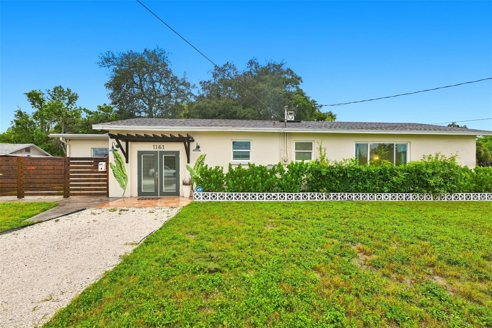 1161 Howard St Property Photo 1