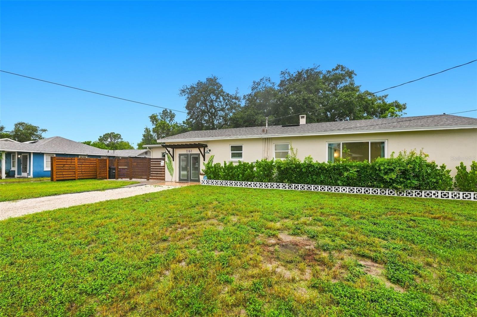 1161 Howard St Property Photo 35