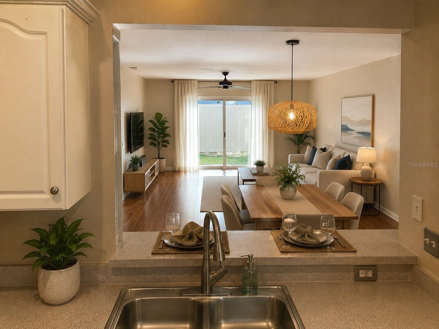 2533 Harn Blvd #2 Property Photo 2