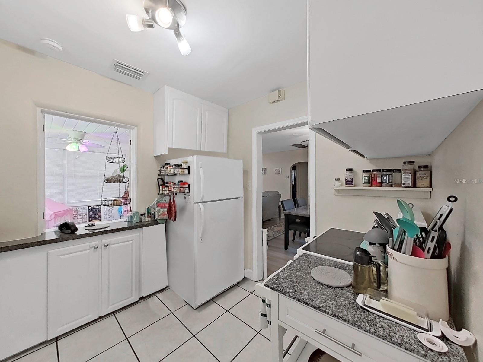 2730 Edwards Ave S Property Photo 14