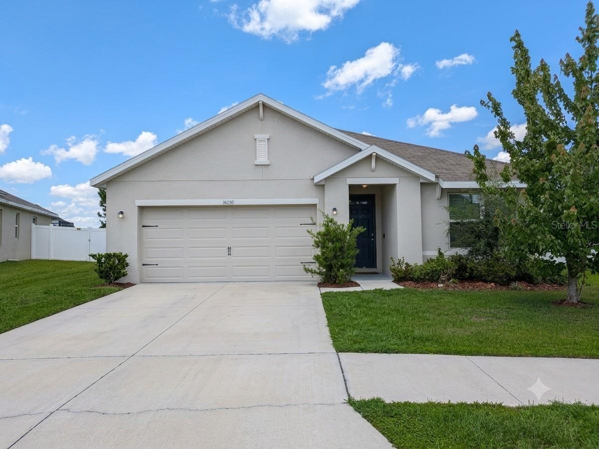 36250 Jenny Lynne Dr Property Photo 1
