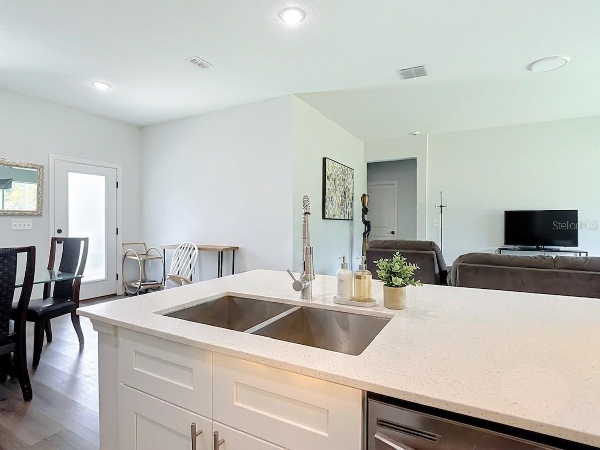 1101 Saint Tropez Ct Property Photo 13