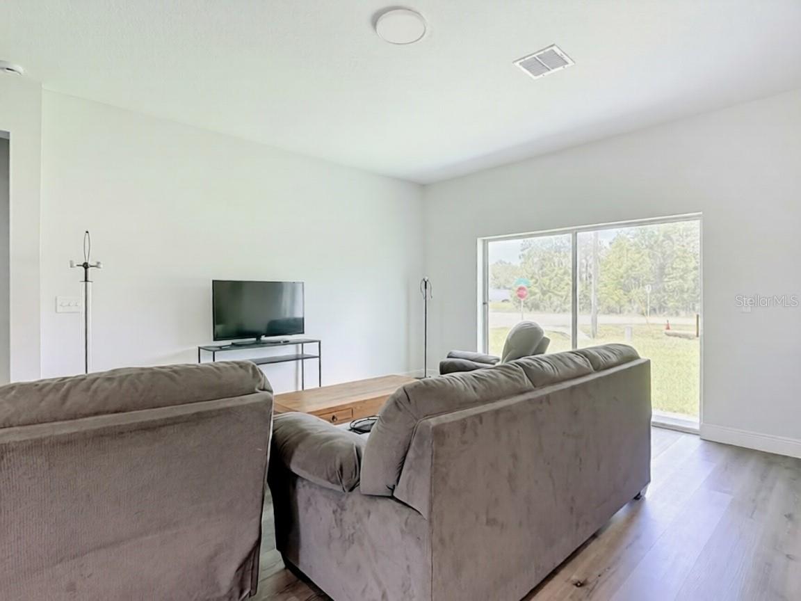 1101 Saint Tropez Ct Property Photo 16