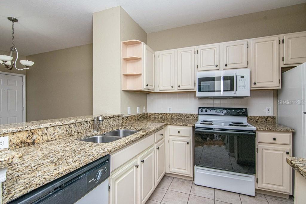 5713 Legacy Crescent Pl #101 Property Photo 11