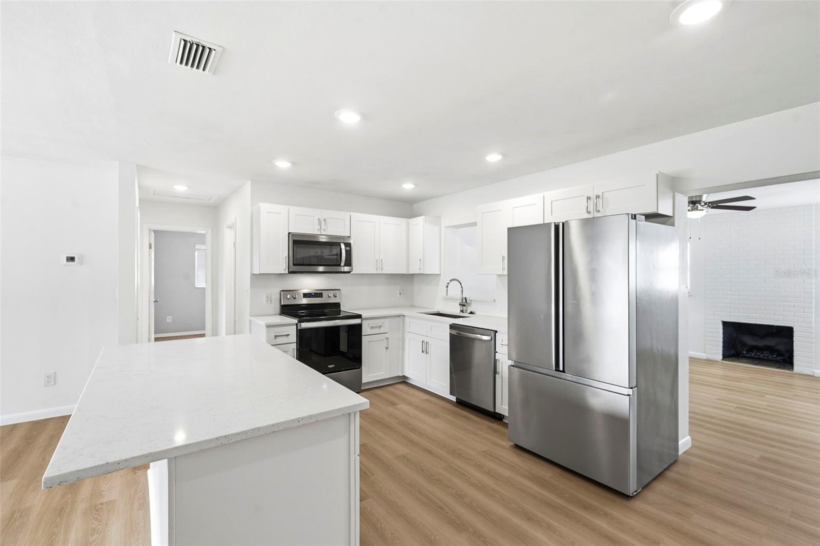 11354 123rd Ter N Property Photo 9