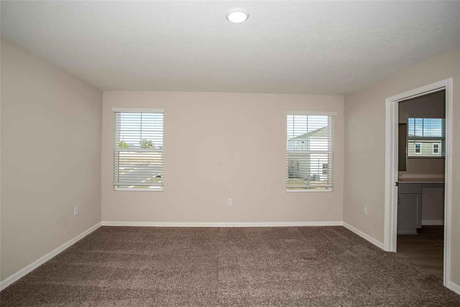 1807 Poppy Dr Property Photo 5