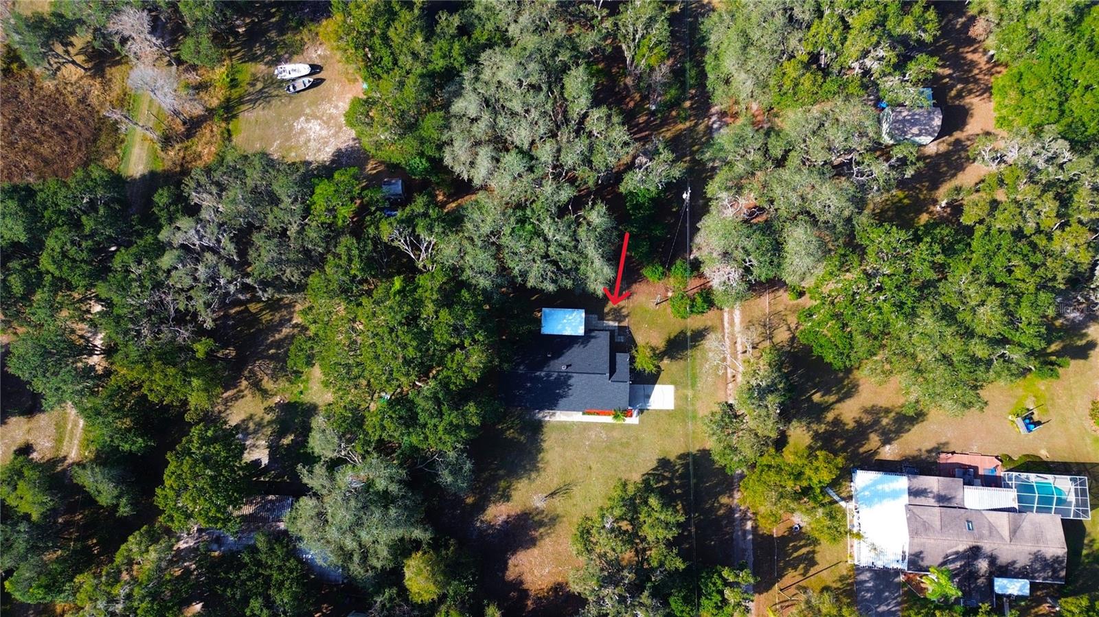 8807 Overlook Dr Property Photo 4