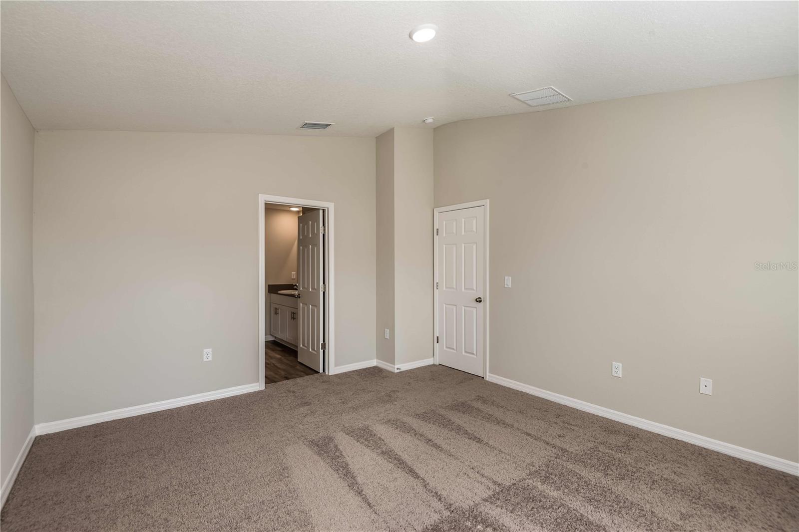 1362 Palmeroy Rd Property Photo 5