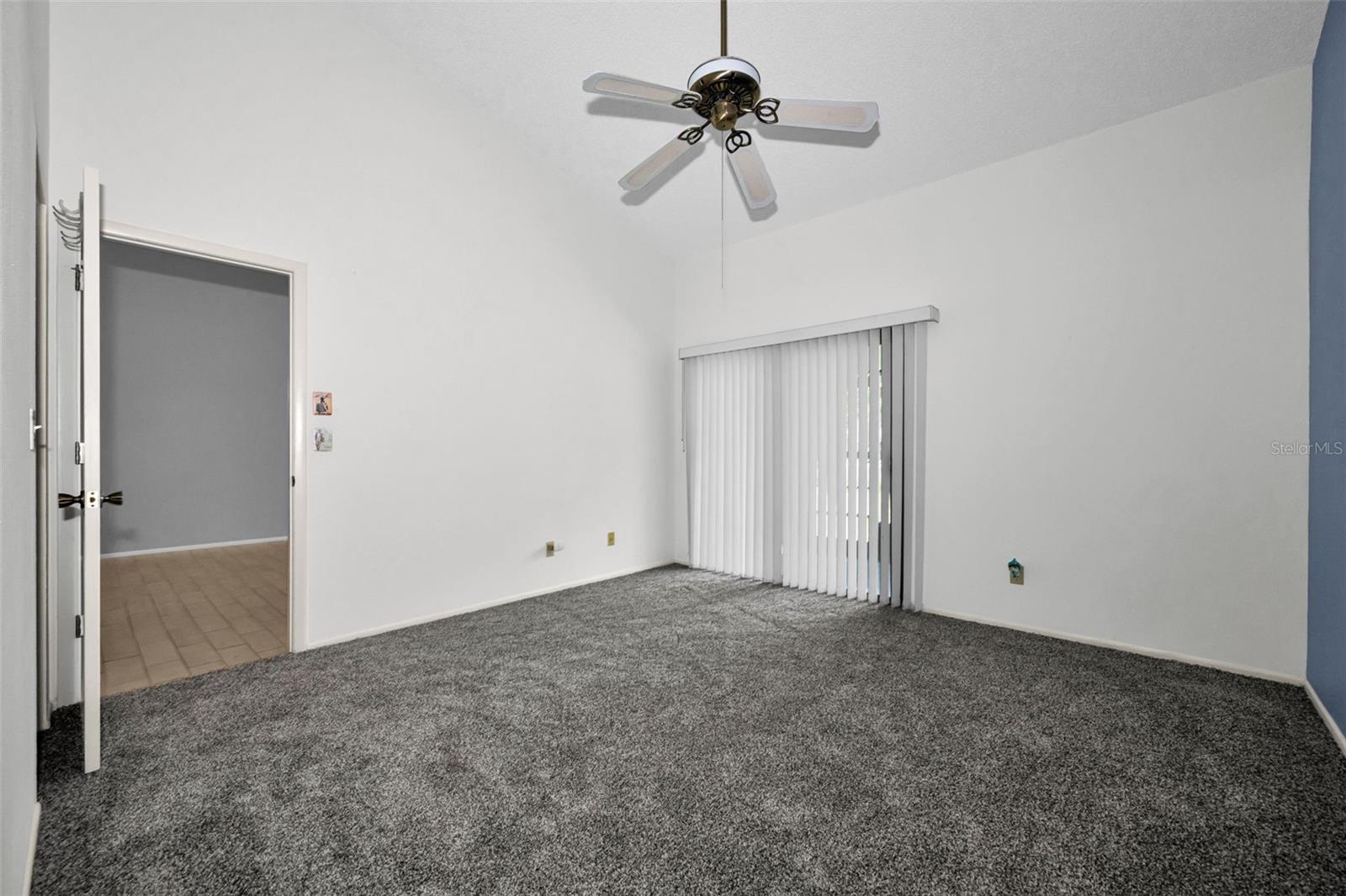 3477 Hillmoor Dr Property Photo 32